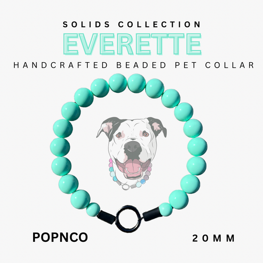 Turquoise beaded pet collar with a dog illustration on a white background, featuring the brand 'Everette'.