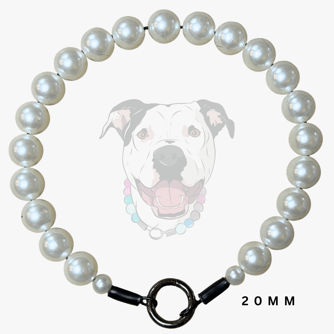 A 20mm pearl collar for dogs, featuring a circular arrangement of white lustrous pearls and a black metal clasp, shown against a light gray background with a faint dog graphic.