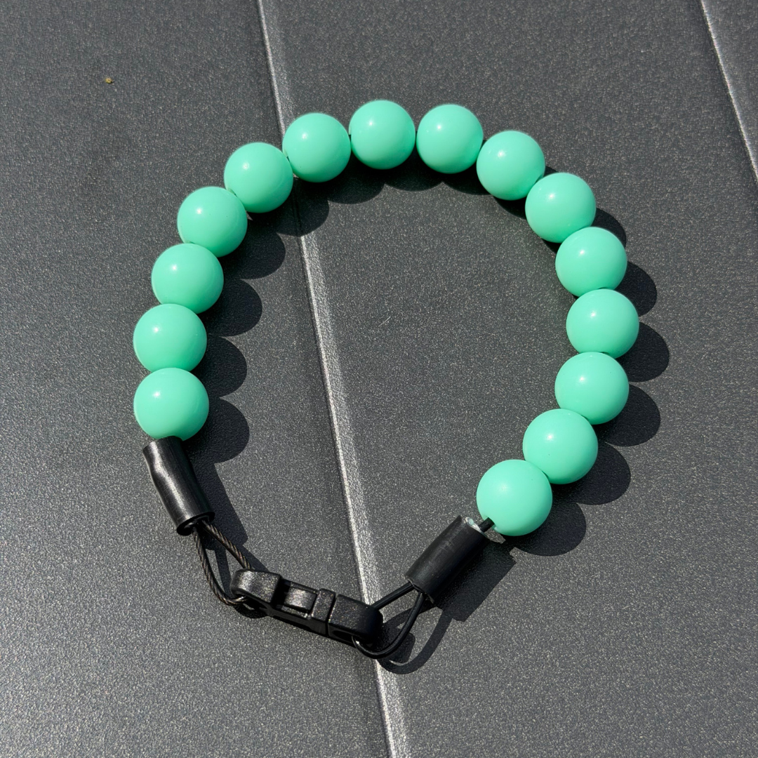 POPNCO Beaded Solid Classic Pet Collar in 14mm beads called Everette. It is a lighter but bright green acrylic bead. 