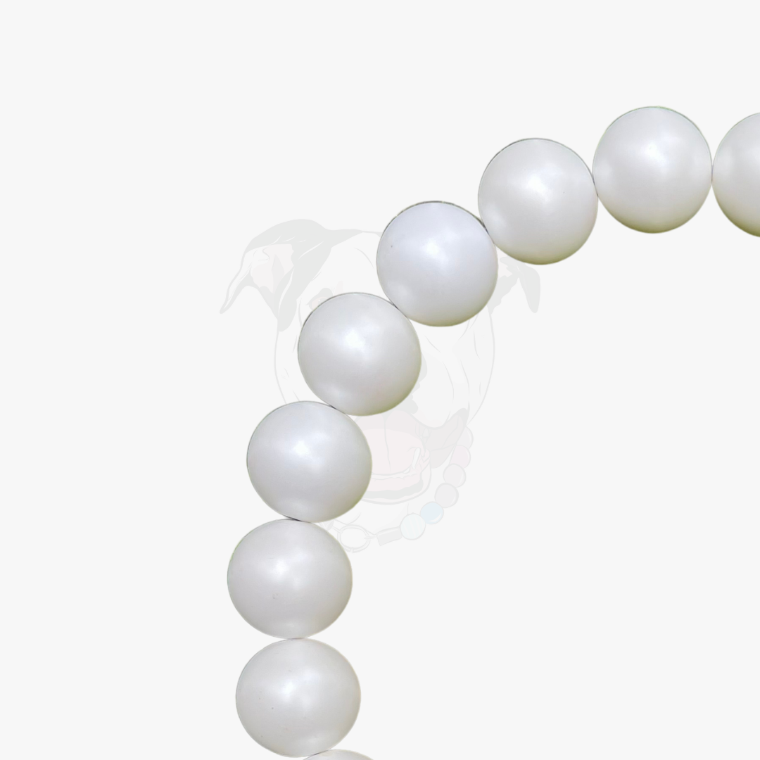 White pearl bracelet on a white background